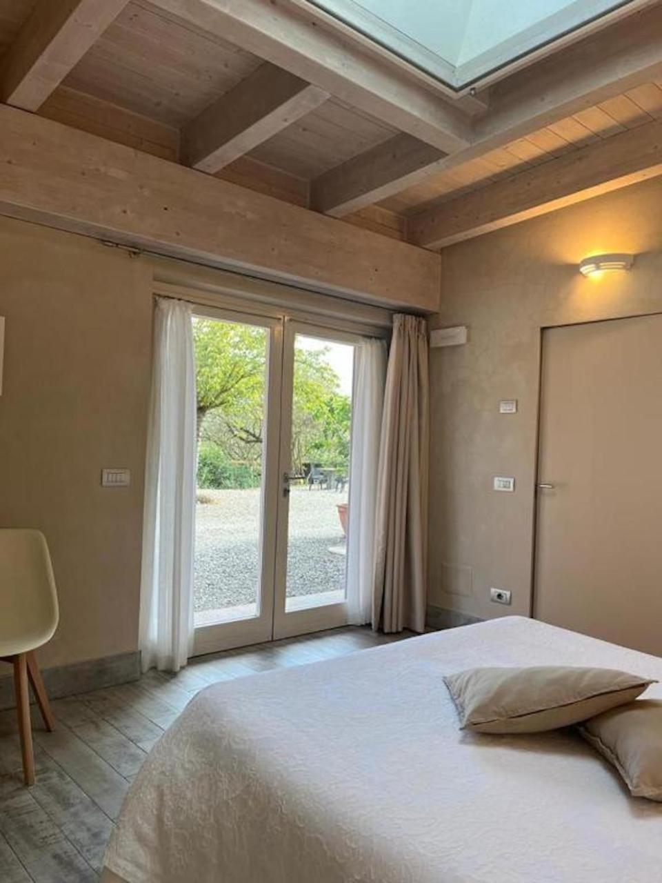 Il Sambuco Innamorato 아키테르메 외부 사진